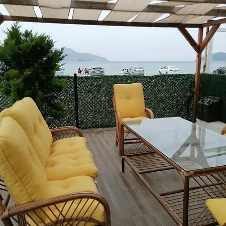 Tas * Φετιγιέ
